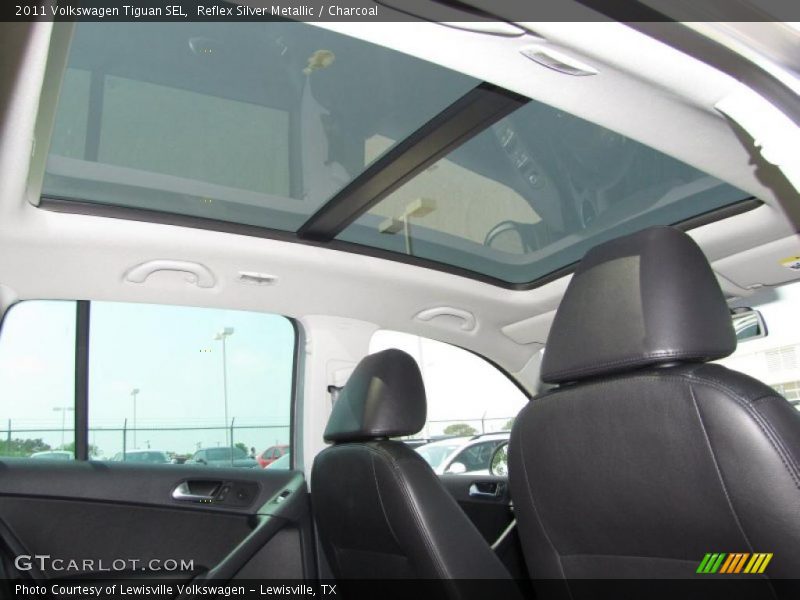 Reflex Silver Metallic / Charcoal 2011 Volkswagen Tiguan SEL
