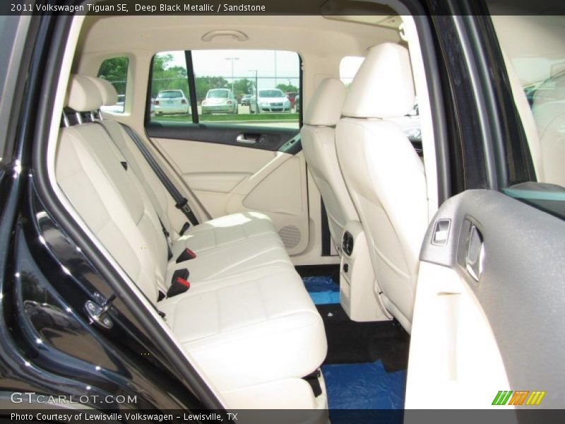 Deep Black Metallic / Sandstone 2011 Volkswagen Tiguan SE