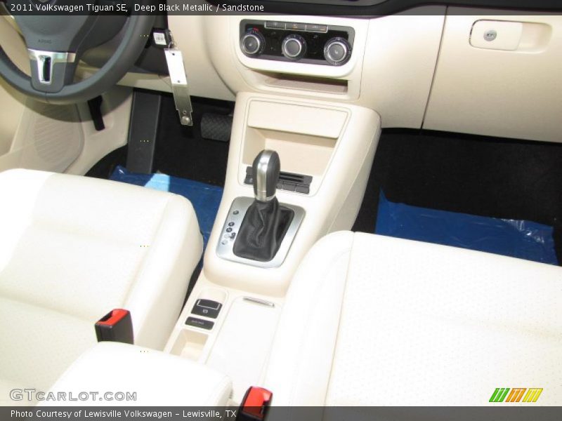 Deep Black Metallic / Sandstone 2011 Volkswagen Tiguan SE