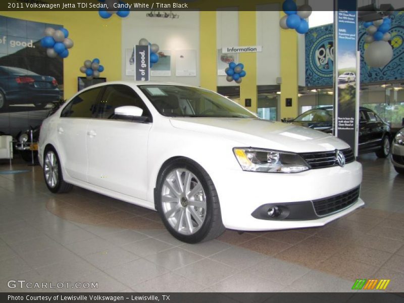 Candy White / Titan Black 2011 Volkswagen Jetta TDI Sedan