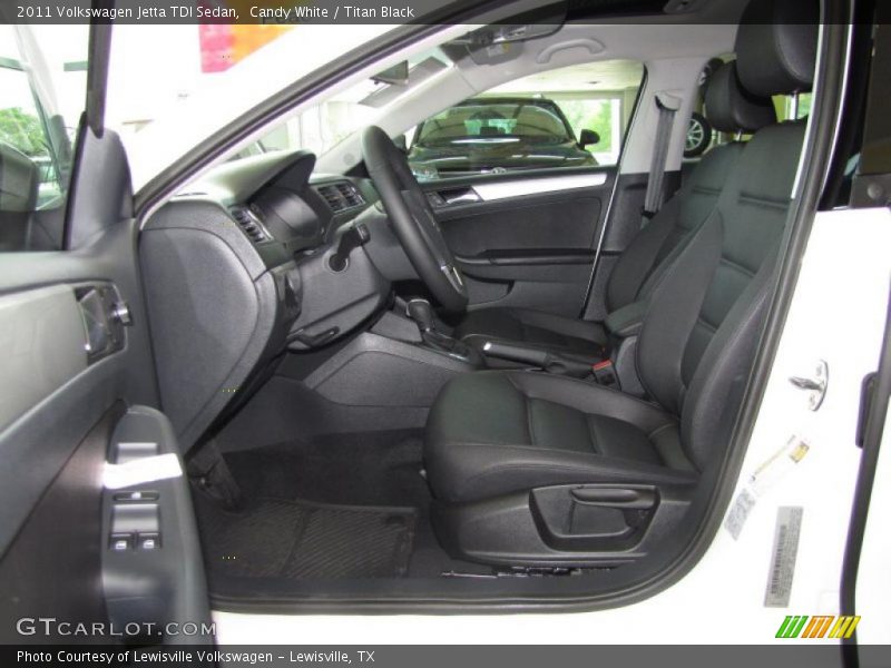 Candy White / Titan Black 2011 Volkswagen Jetta TDI Sedan