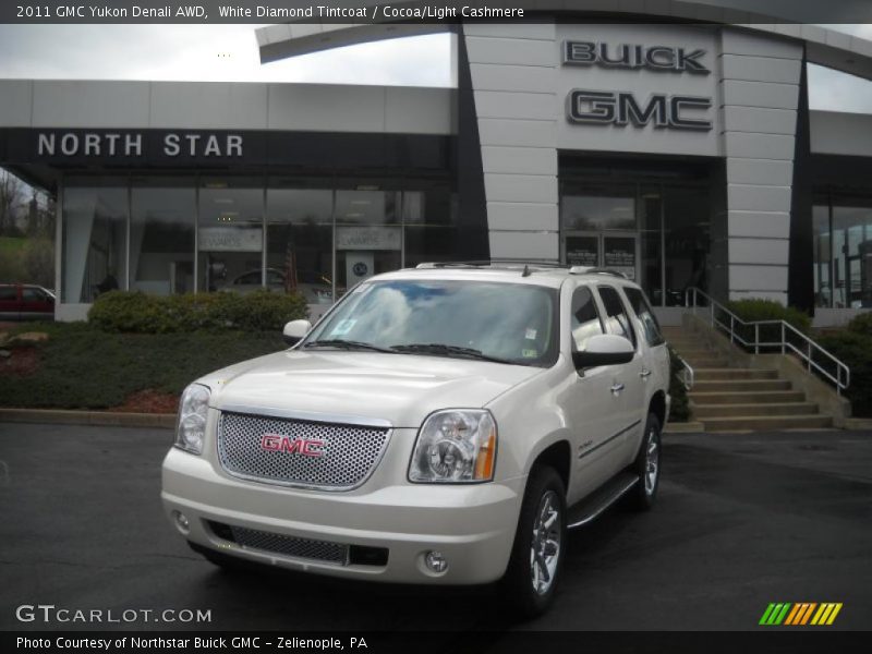 White Diamond Tintcoat / Cocoa/Light Cashmere 2011 GMC Yukon Denali AWD