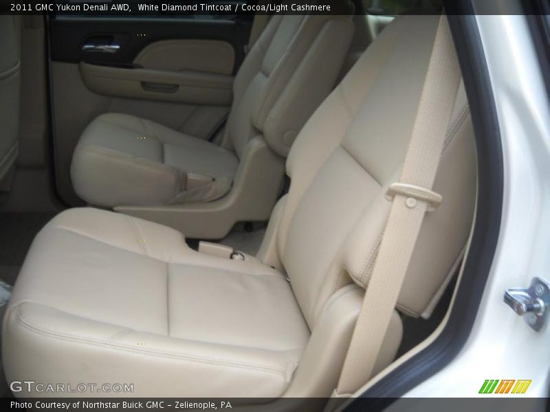 White Diamond Tintcoat / Cocoa/Light Cashmere 2011 GMC Yukon Denali AWD