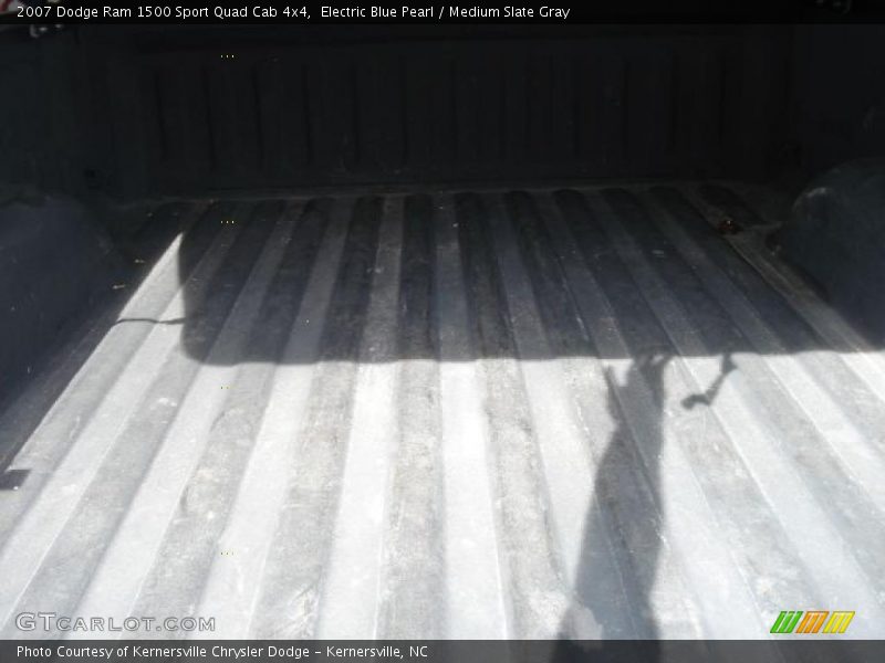 Electric Blue Pearl / Medium Slate Gray 2007 Dodge Ram 1500 Sport Quad Cab 4x4
