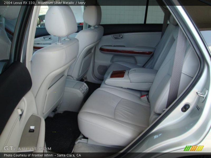 Millinnium Silver Metallic / Ivory 2004 Lexus RX 330