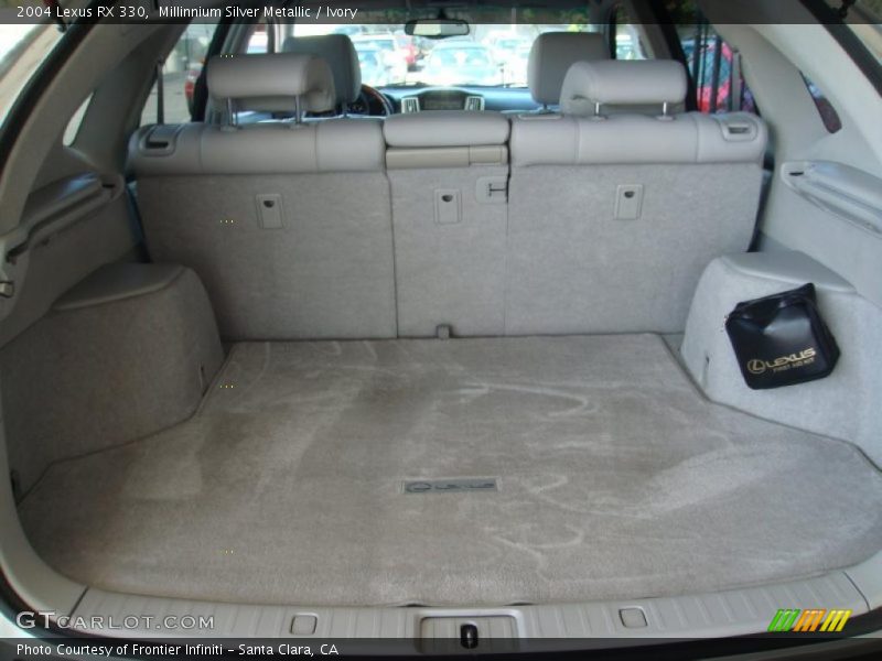 Millinnium Silver Metallic / Ivory 2004 Lexus RX 330