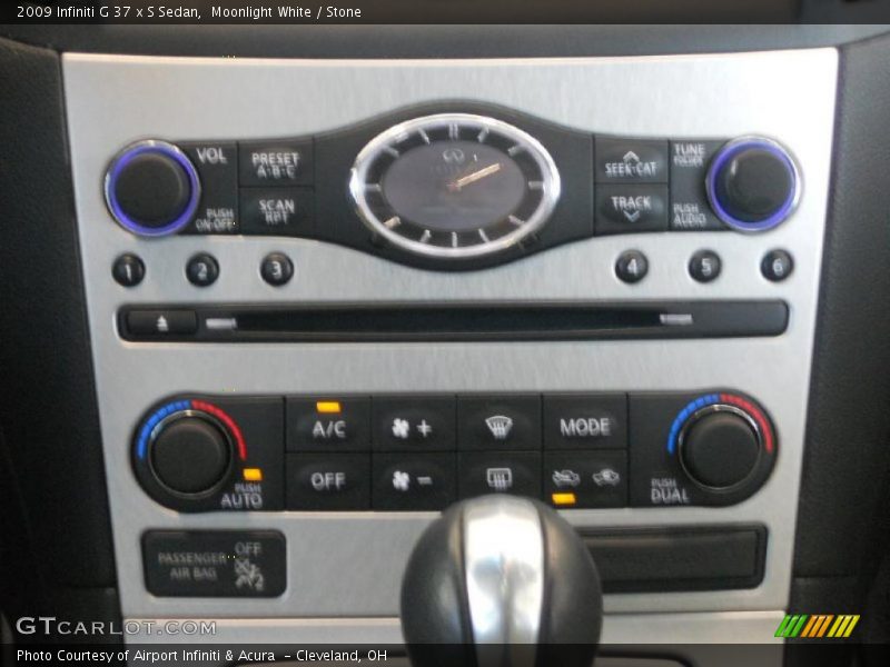 Moonlight White / Stone 2009 Infiniti G 37 x S Sedan