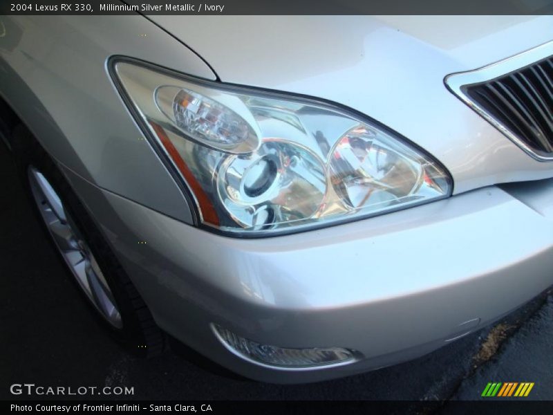 Millinnium Silver Metallic / Ivory 2004 Lexus RX 330