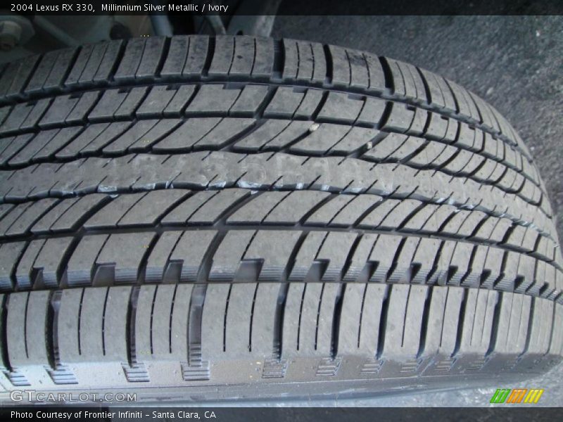 Millinnium Silver Metallic / Ivory 2004 Lexus RX 330