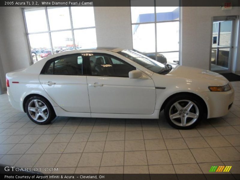 White Diamond Pearl / Camel 2005 Acura TL 3.2