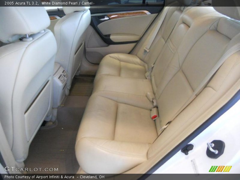 White Diamond Pearl / Camel 2005 Acura TL 3.2