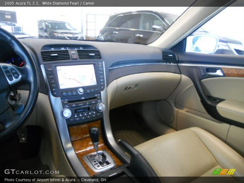White Diamond Pearl / Camel 2005 Acura TL 3.2