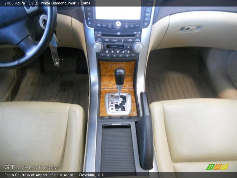 White Diamond Pearl / Camel 2005 Acura TL 3.2
