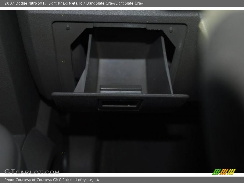 Light Khaki Metallic / Dark Slate Gray/Light Slate Gray 2007 Dodge Nitro SXT