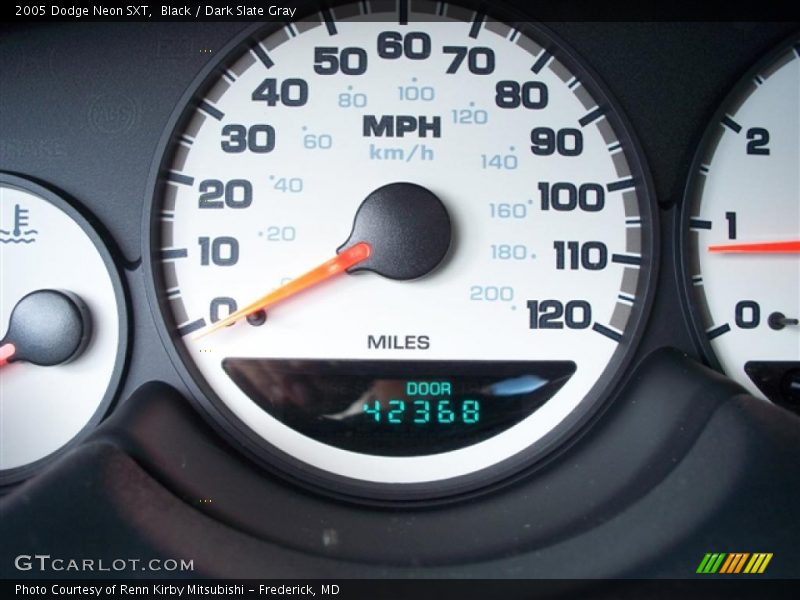 Black / Dark Slate Gray 2005 Dodge Neon SXT