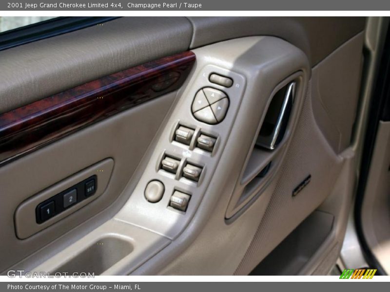 Champagne Pearl / Taupe 2001 Jeep Grand Cherokee Limited 4x4