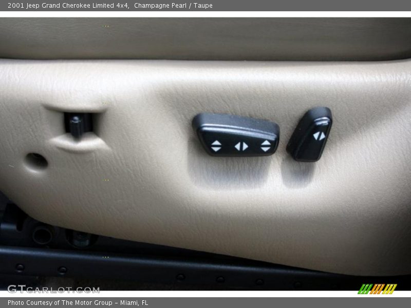 Champagne Pearl / Taupe 2001 Jeep Grand Cherokee Limited 4x4