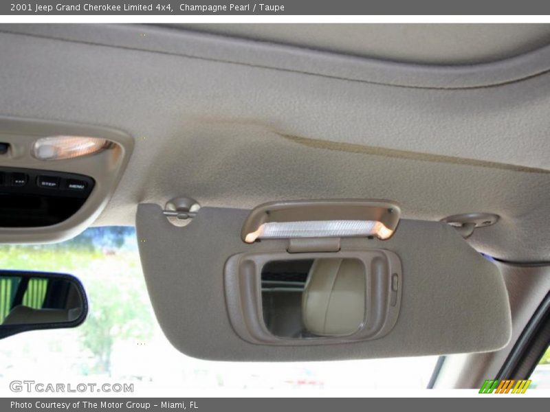 Champagne Pearl / Taupe 2001 Jeep Grand Cherokee Limited 4x4