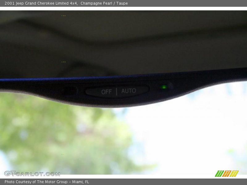 Champagne Pearl / Taupe 2001 Jeep Grand Cherokee Limited 4x4