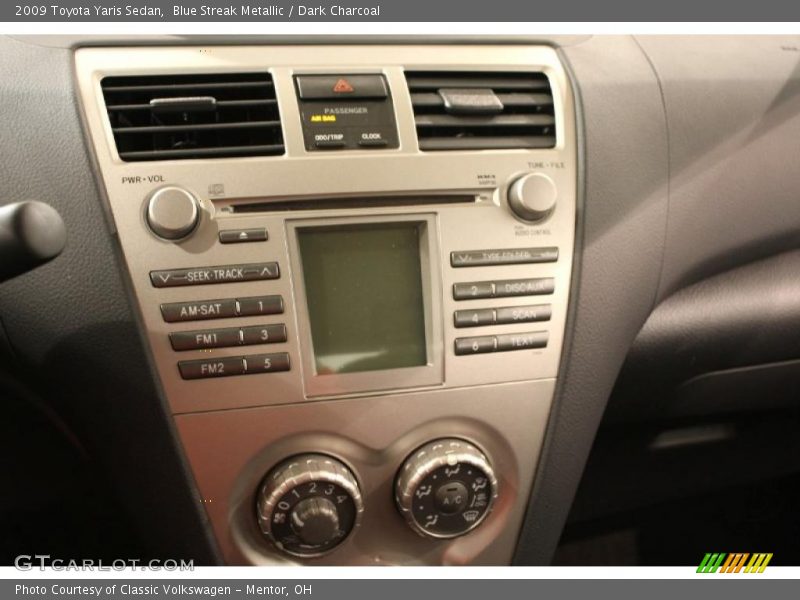 Blue Streak Metallic / Dark Charcoal 2009 Toyota Yaris Sedan