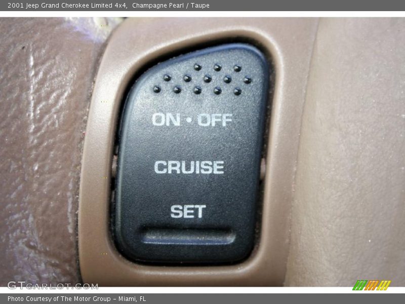 Champagne Pearl / Taupe 2001 Jeep Grand Cherokee Limited 4x4