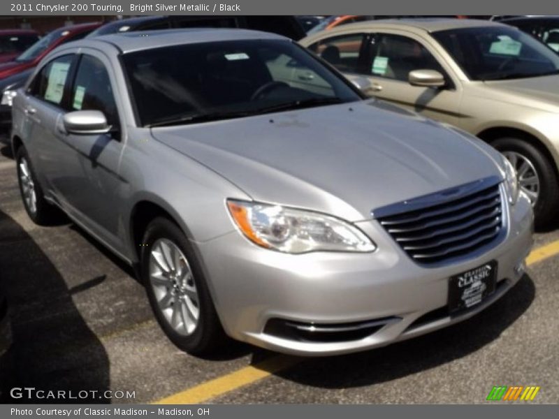 Bright Silver Metallic / Black 2011 Chrysler 200 Touring