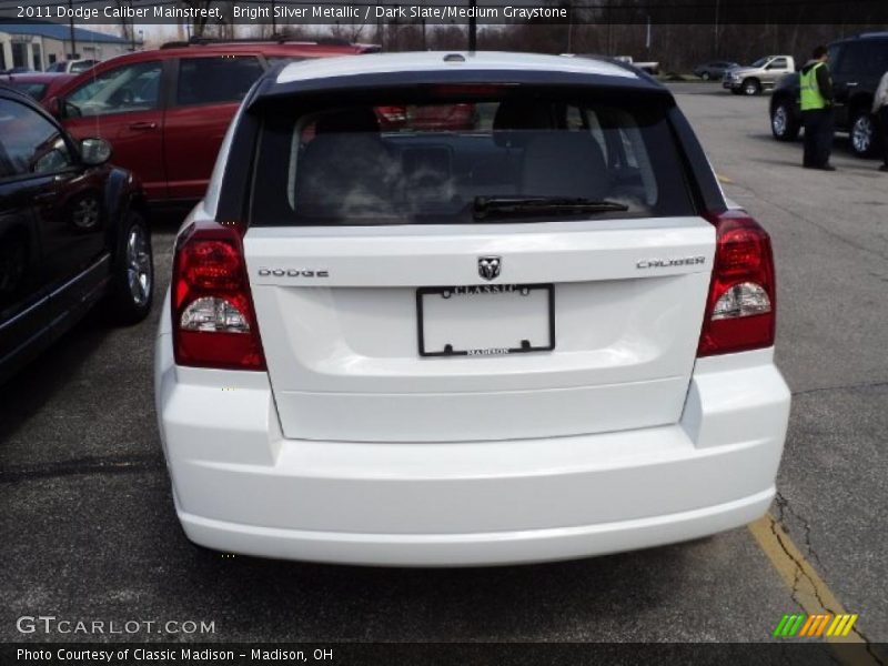 Bright Silver Metallic / Dark Slate/Medium Graystone 2011 Dodge Caliber Mainstreet