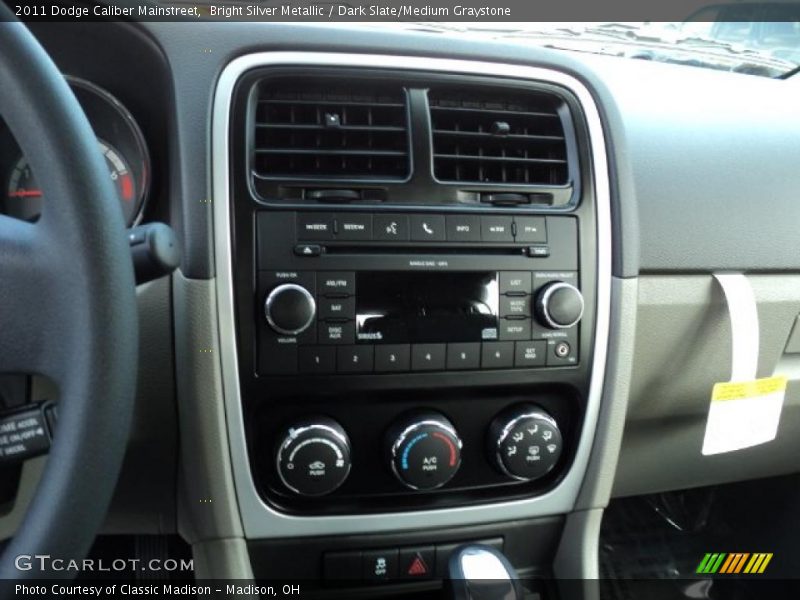 Bright Silver Metallic / Dark Slate/Medium Graystone 2011 Dodge Caliber Mainstreet