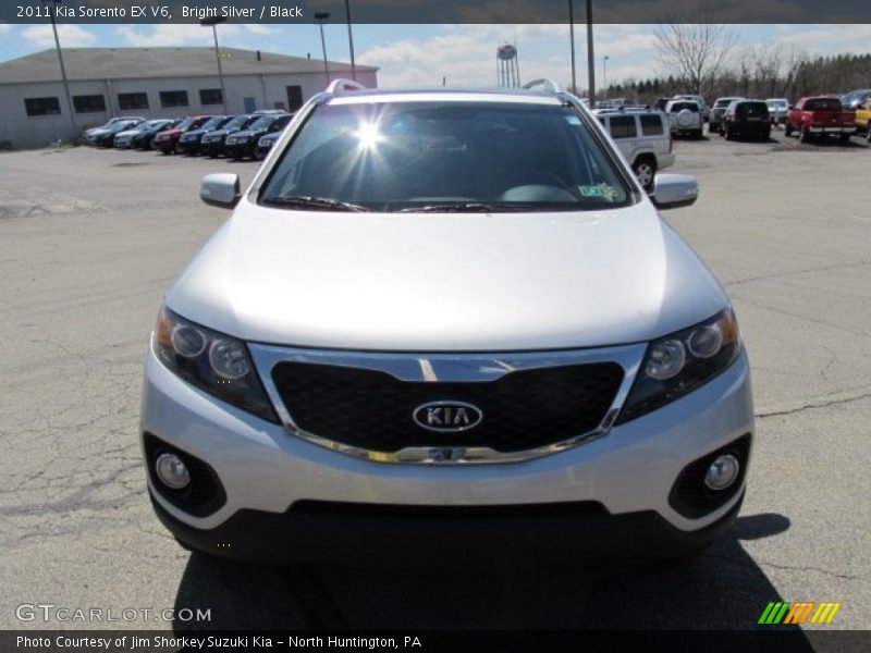 Bright Silver / Black 2011 Kia Sorento EX V6