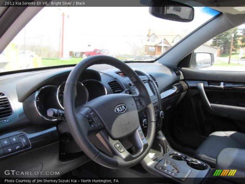 Bright Silver / Black 2011 Kia Sorento EX V6