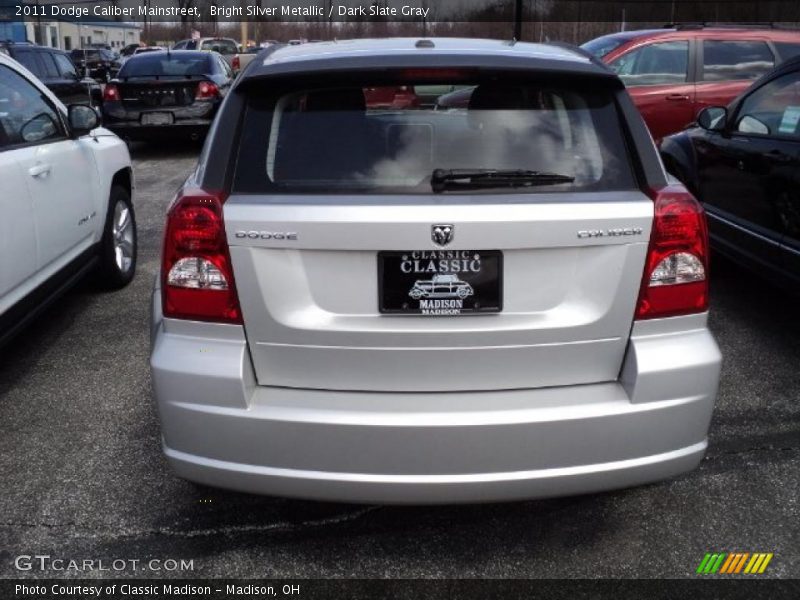 Bright Silver Metallic / Dark Slate Gray 2011 Dodge Caliber Mainstreet