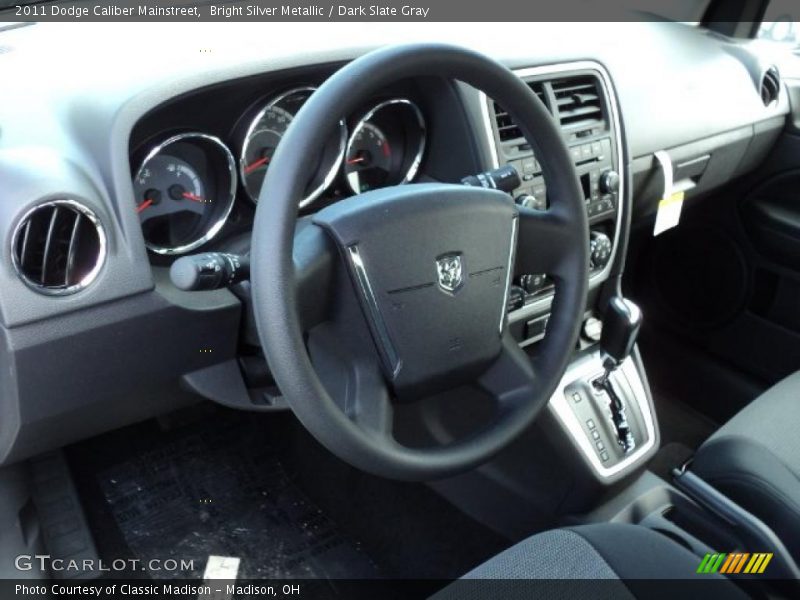 Bright Silver Metallic / Dark Slate Gray 2011 Dodge Caliber Mainstreet