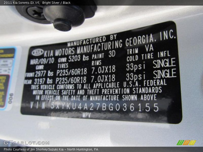 Bright Silver / Black 2011 Kia Sorento EX V6