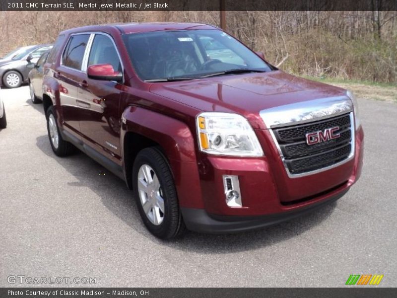 Merlot Jewel Metallic / Jet Black 2011 GMC Terrain SLE