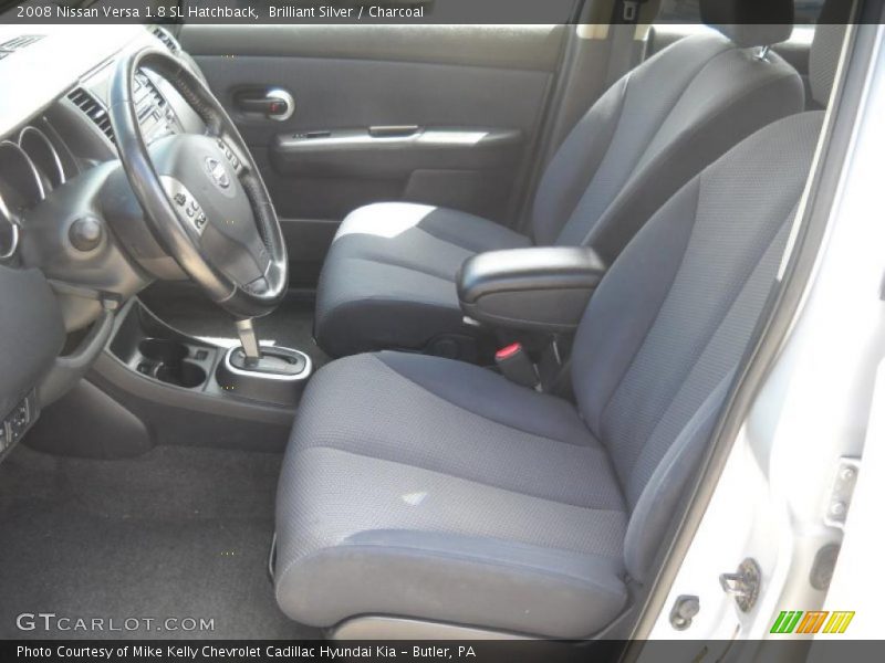 Brilliant Silver / Charcoal 2008 Nissan Versa 1.8 SL Hatchback