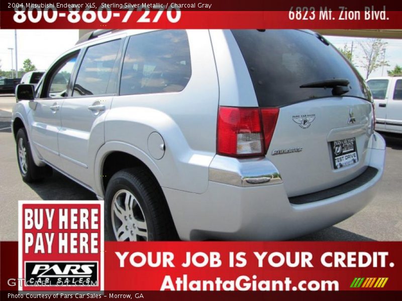 Sterling Silver Metallic / Charcoal Gray 2004 Mitsubishi Endeavor XLS