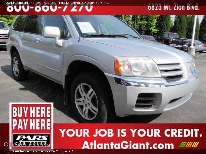 Sterling Silver Metallic / Charcoal Gray 2004 Mitsubishi Endeavor XLS