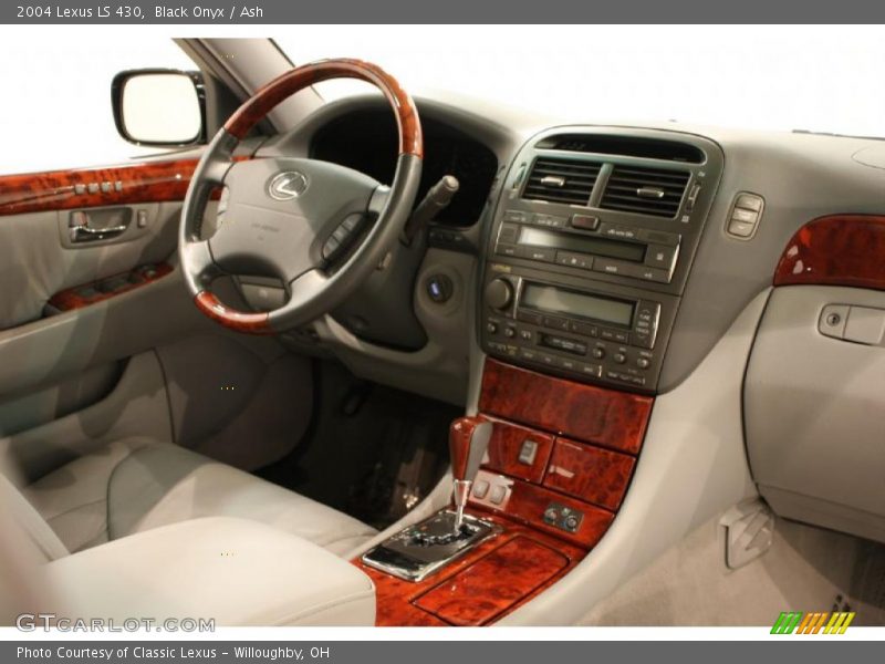Black Onyx / Ash 2004 Lexus LS 430