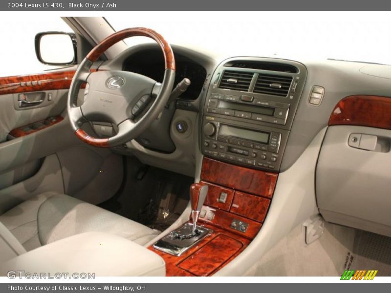 Black Onyx / Ash 2004 Lexus LS 430