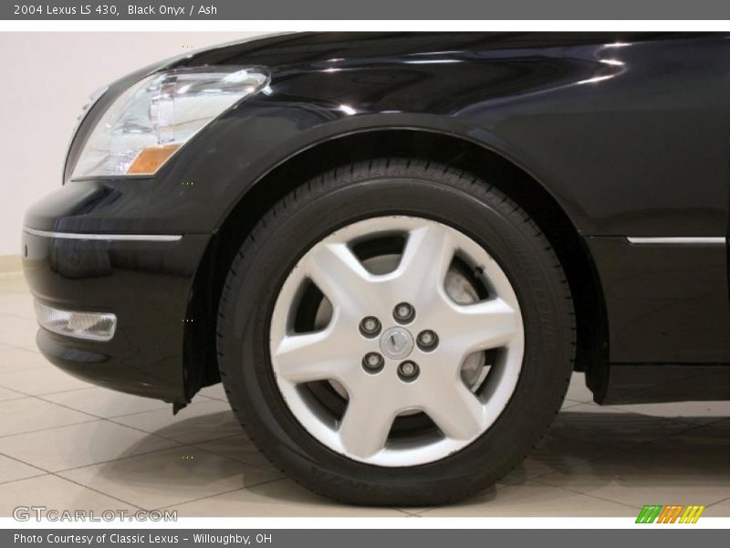 Black Onyx / Ash 2004 Lexus LS 430