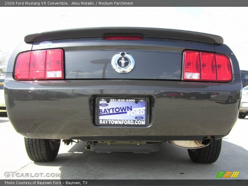 Alloy Metallic / Medium Parchment 2009 Ford Mustang V6 Convertible