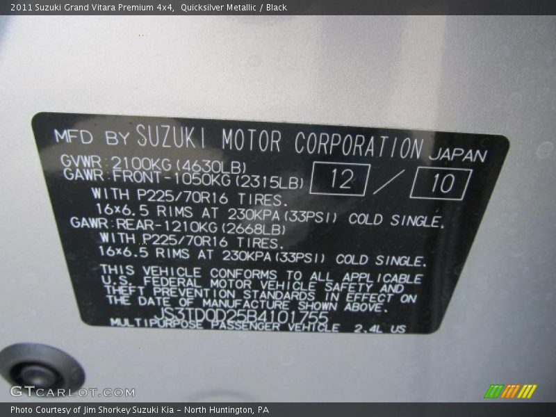 Quicksilver Metallic / Black 2011 Suzuki Grand Vitara Premium 4x4