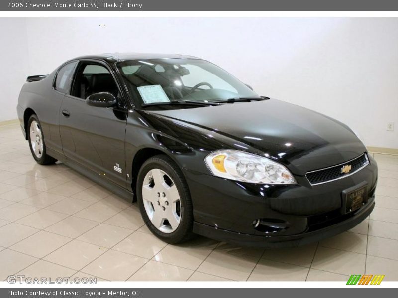 Front 3/4 View of 2006 Monte Carlo SS