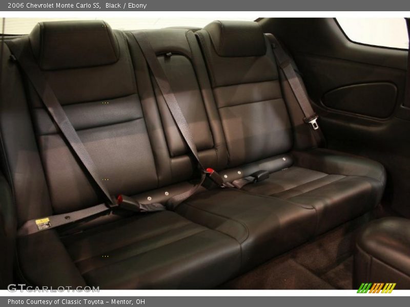  2006 Monte Carlo SS Ebony Interior