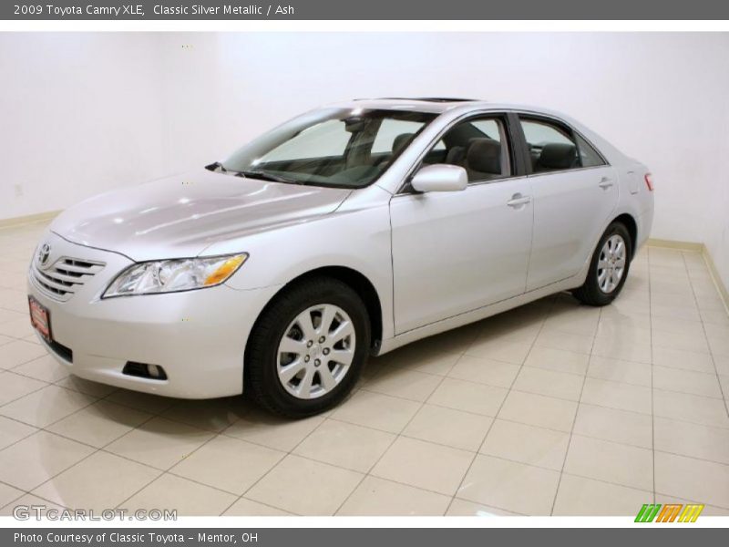 Classic Silver Metallic / Ash 2009 Toyota Camry XLE