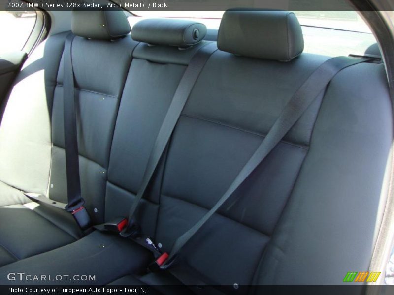 Arctic Metallic / Black 2007 BMW 3 Series 328xi Sedan