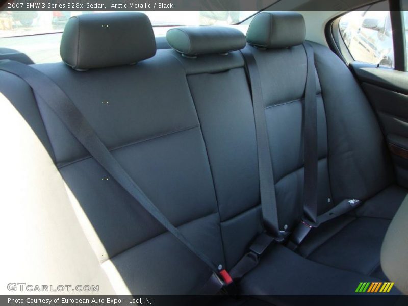 Arctic Metallic / Black 2007 BMW 3 Series 328xi Sedan