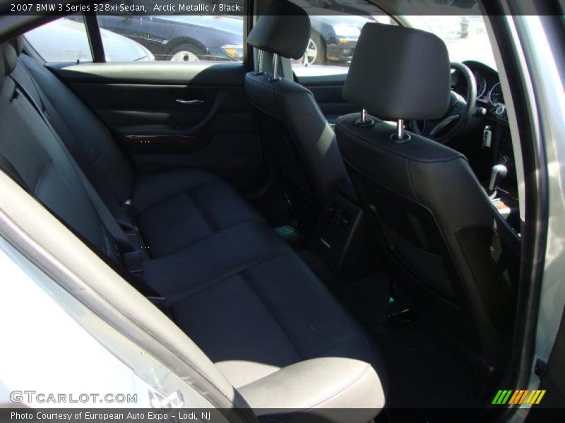 Arctic Metallic / Black 2007 BMW 3 Series 328xi Sedan