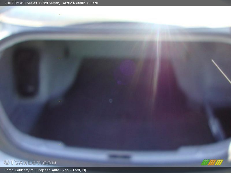 Arctic Metallic / Black 2007 BMW 3 Series 328xi Sedan