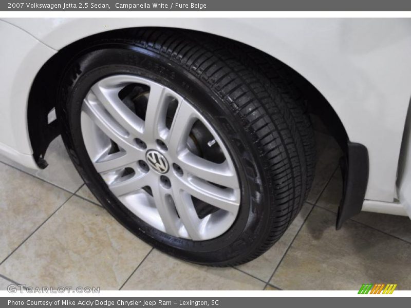 Campanella White / Pure Beige 2007 Volkswagen Jetta 2.5 Sedan